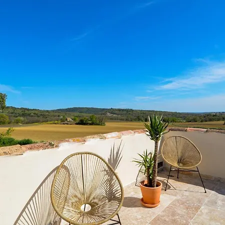 Awesome In Les Alès With 6 Bedrooms *